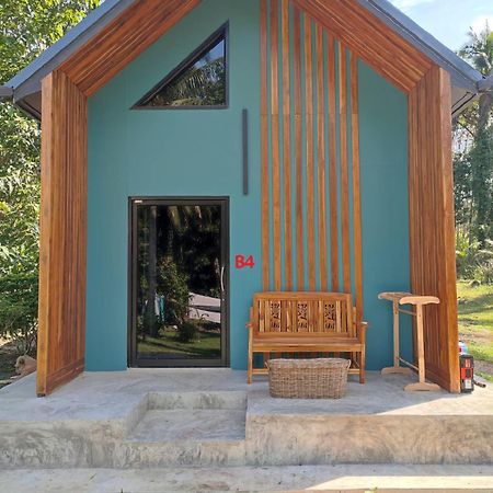 Kuba Bungalows Ko Kut ภายนอก รูปภาพ
