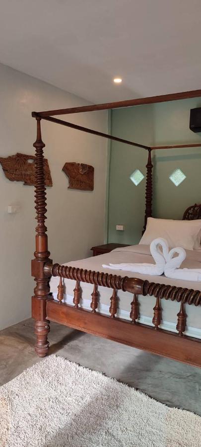 Kuba Bungalows Ko Kut ภายนอก รูปภาพ